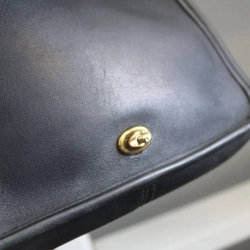 Coach VTG 80s Black Leather Compact Pouch Crossbody Bag Made in the USA 0135-596 - Picture 6 of 9